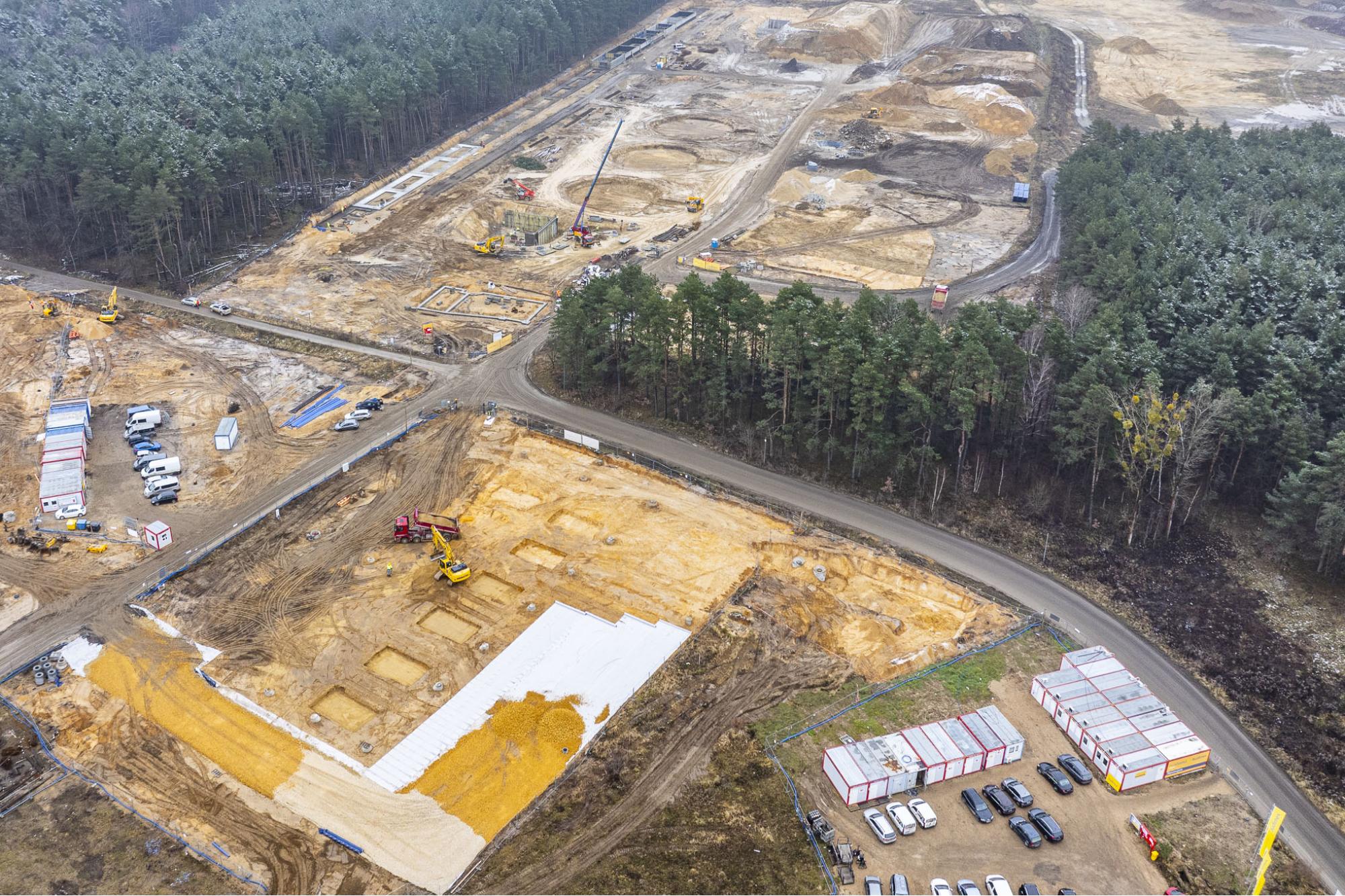 Grudzień 2024 - budowa węzła multimodalnego do przeładunku towarów i paliw / Program inwestycyjny Katowice Airport 2024–2032