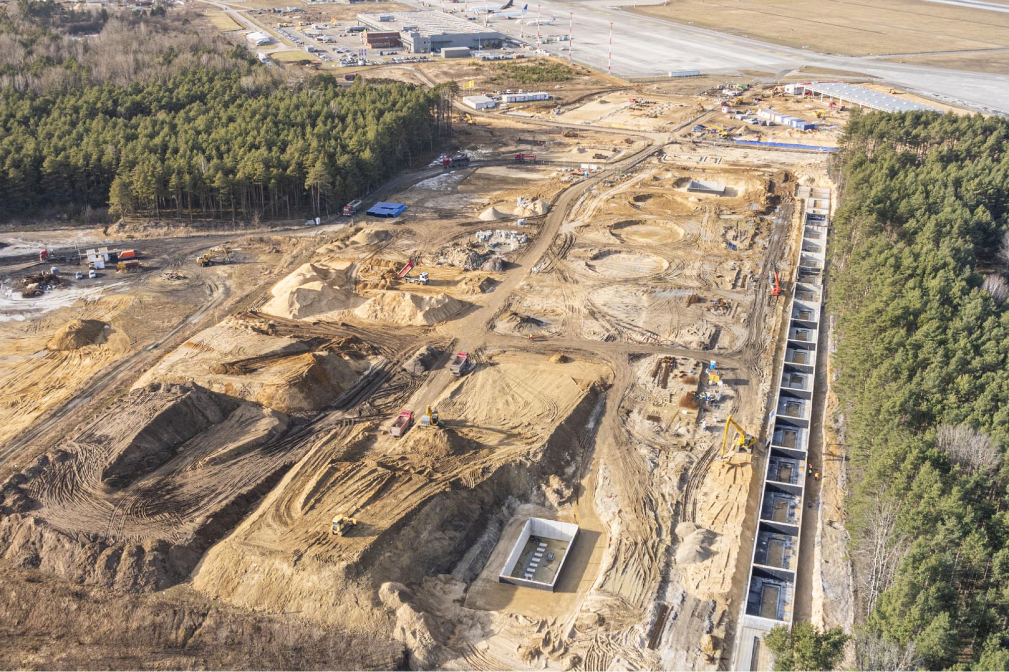 Styczeń 2025 - budowa węzła multimodalnego do przeładunku towarów i paliw / Program inwestycyjny Katowice Airport 2024–2032