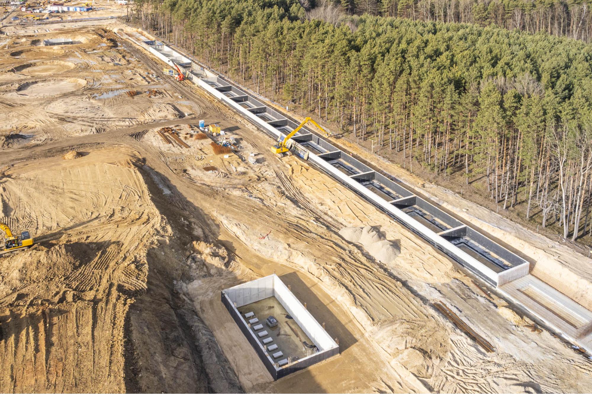 Styczeń 2025 - budowa węzła multimodalnego do przeładunku towarów i paliw / Program inwestycyjny Katowice Airport 2024–2032