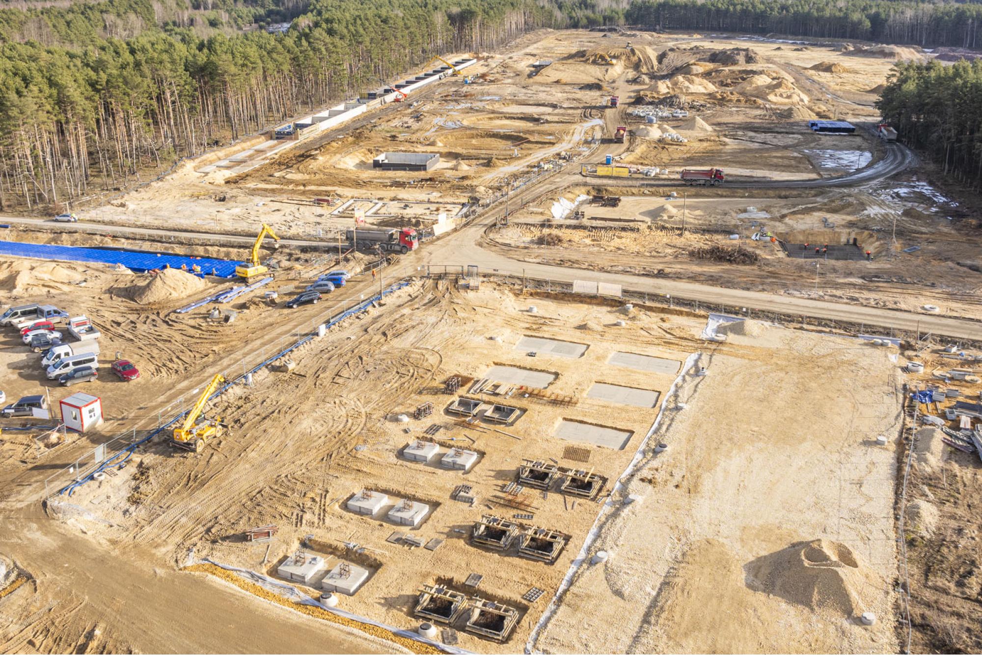 Styczeń 2025 - budowa węzła multimodalnego do przeładunku towarów i paliw / Program inwestycyjny Katowice Airport 2024–2032