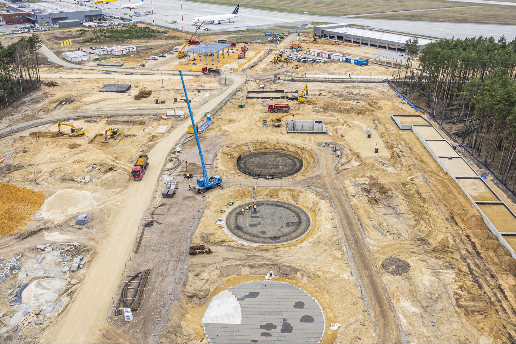 Marzec 2025 - budowa węzła multimodalnego do przeładunku towarów i paliw / Program inwestycyjny Katowice Airport 2024–2032