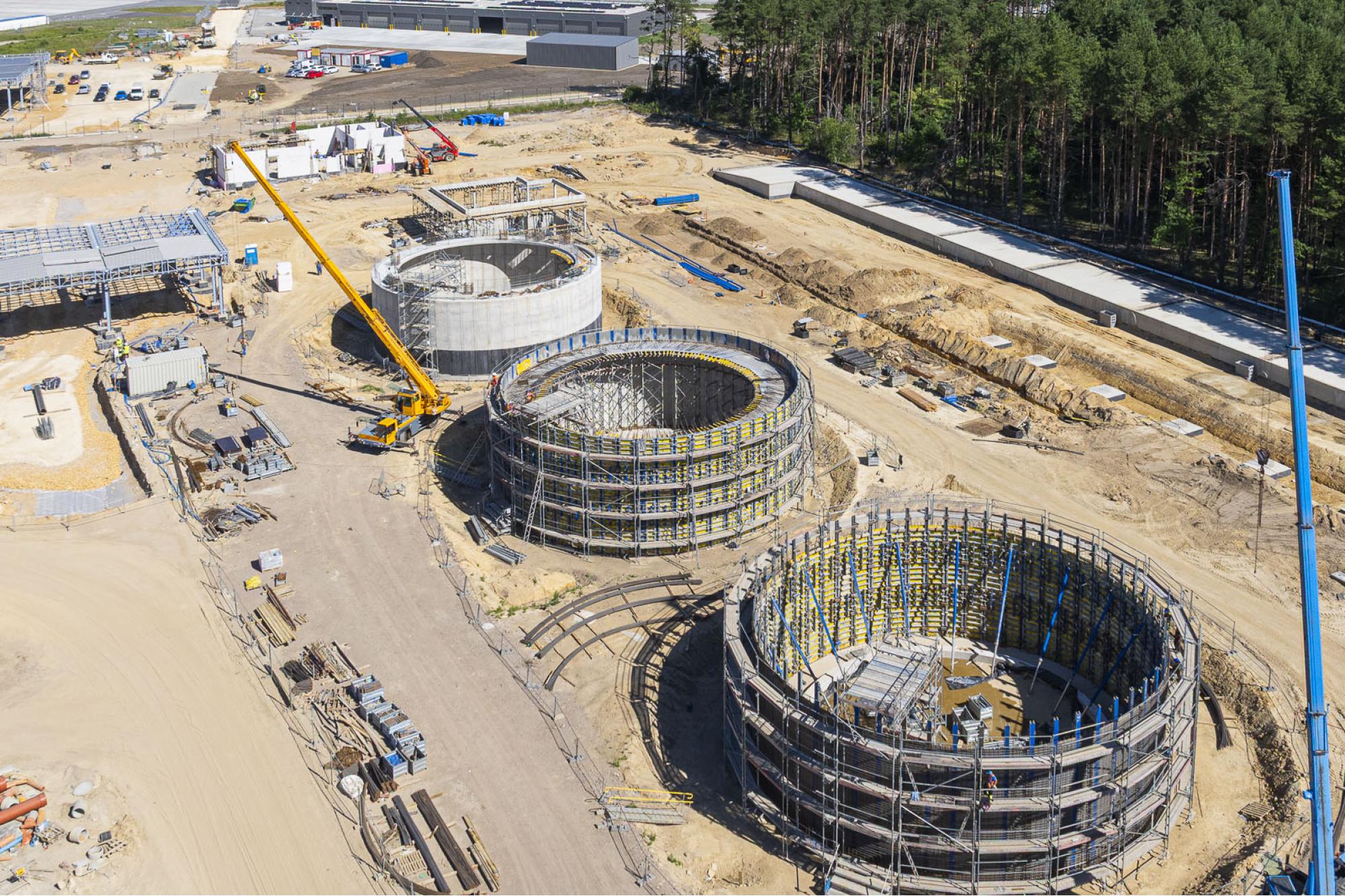 Czerwiec 2025 - budowa węzła multimodalnego do przeładunku towarów i paliw / Program inwestycyjny Katowice Airport 2024–2032