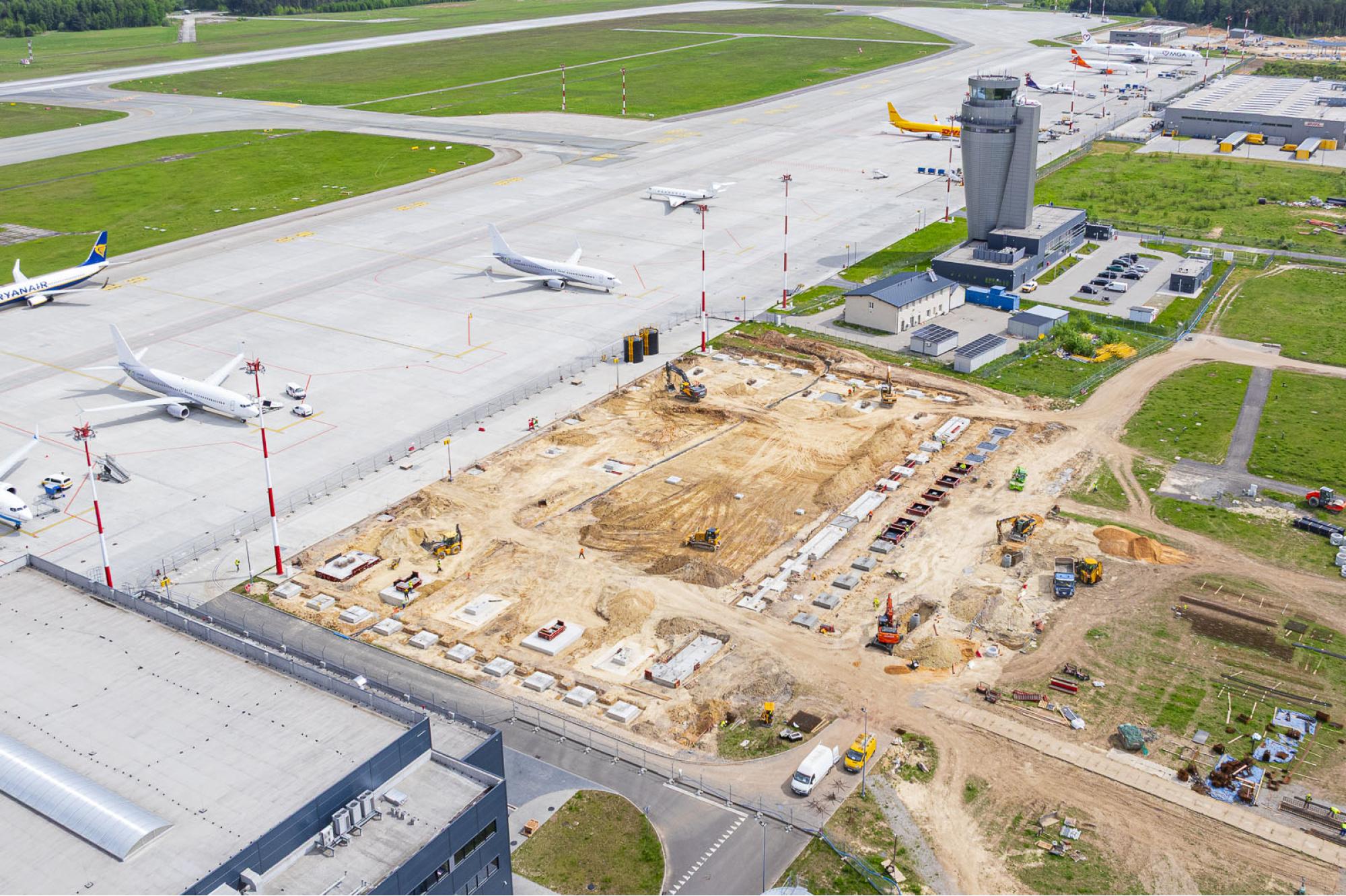 Kwiecień 2025 - Budowa hangaru H4 / Program inwestycyjny Katowice Airport 2024–2032