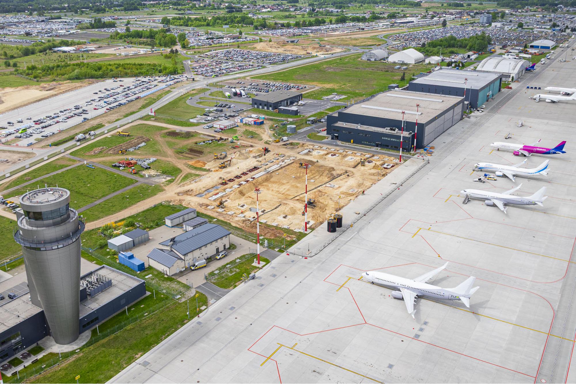 Kwiecień 2025 - Budowa hangaru H4 / Program inwestycyjny Katowice Airport 2024–2032