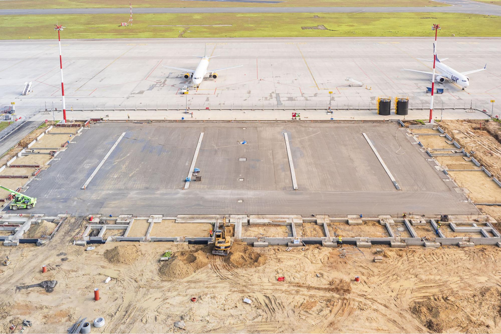 Maj 2025 - Budowa hangaru H4 / Program inwestycyjny Katowice Airport 2024–2032