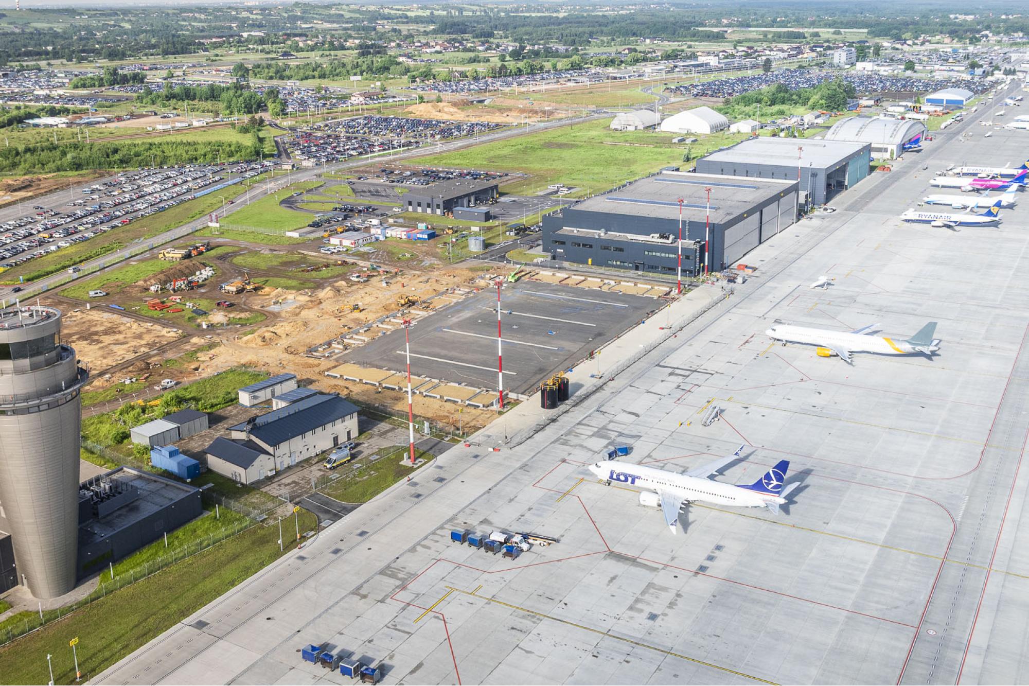 Maj 2025 - Budowa hangaru H4 / Program inwestycyjny Katowice Airport 2024–2032