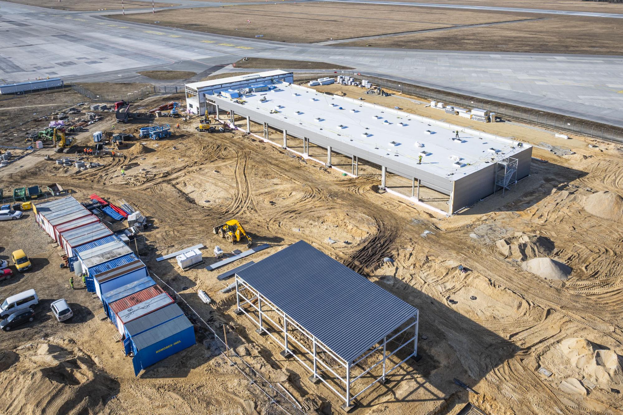 Luty 2025 - Budowa nowej bazy służb utrzymania lotniska / Program inwestycyjny Katowice Airport 2024–2032