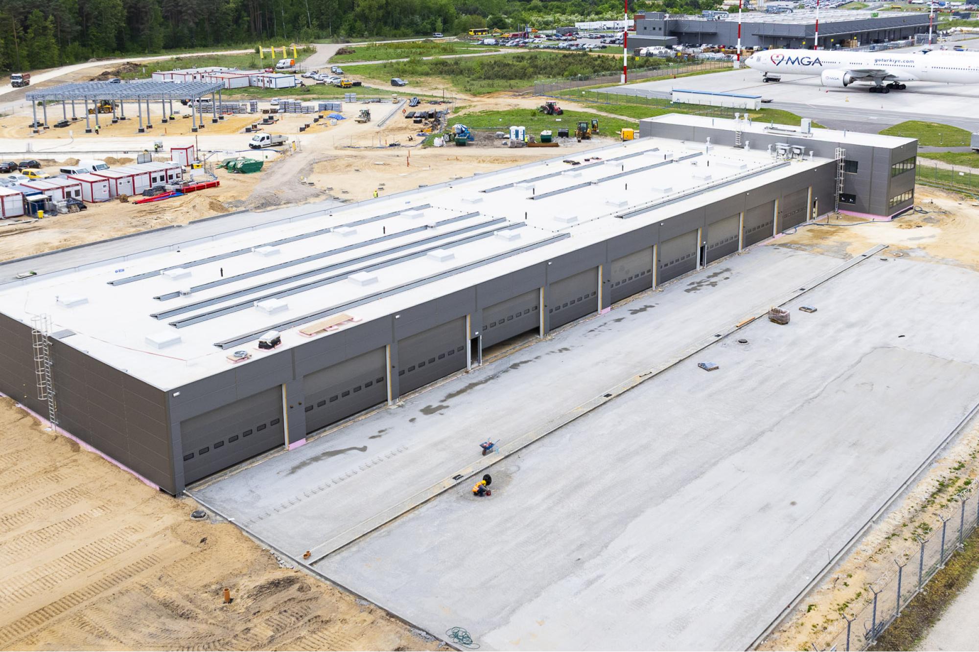 Kwiecień 2025 - Budowa nowej bazy służb utrzymania lotniska / Program inwestycyjny Katowice Airport 2024–2032