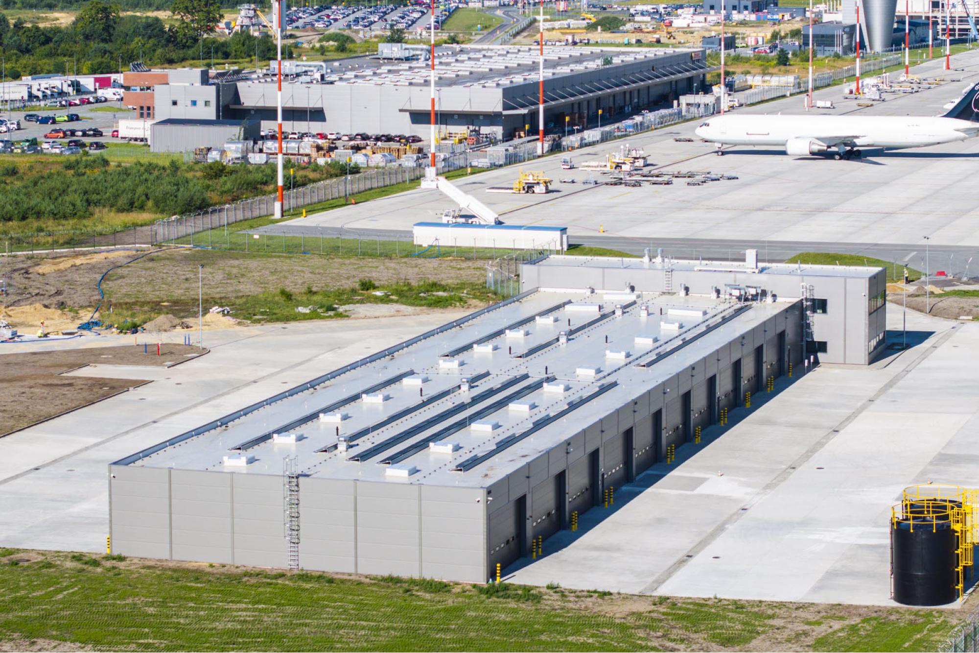 Lipiec 2025 - Budowa nowej bazy służb utrzymania lotniska / Program inwestycyjny Katowice Airport 2024–2032