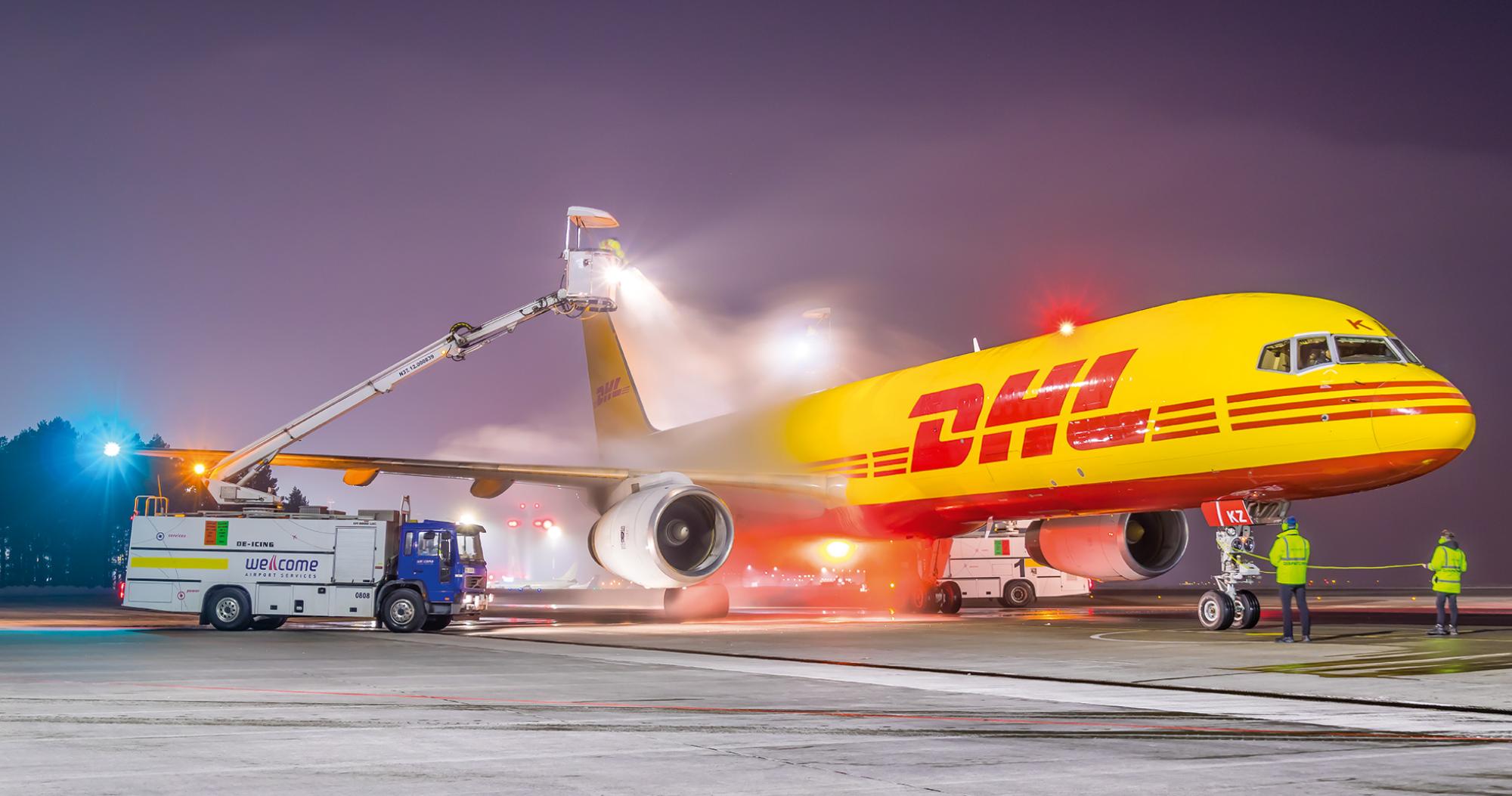 Płyta do odladzania samolotów dla kierunku 08 / Program inwestycyjny Katowice Airport 2024–2032