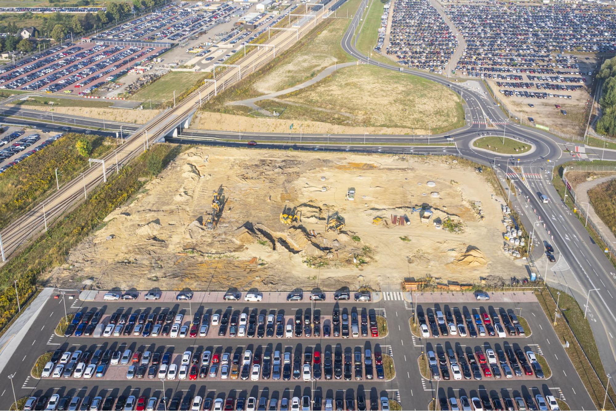 Sierpień 2025 - Parking P4 (Etap II) / Program inwestycyjny Katowice Airport 2024–2032
