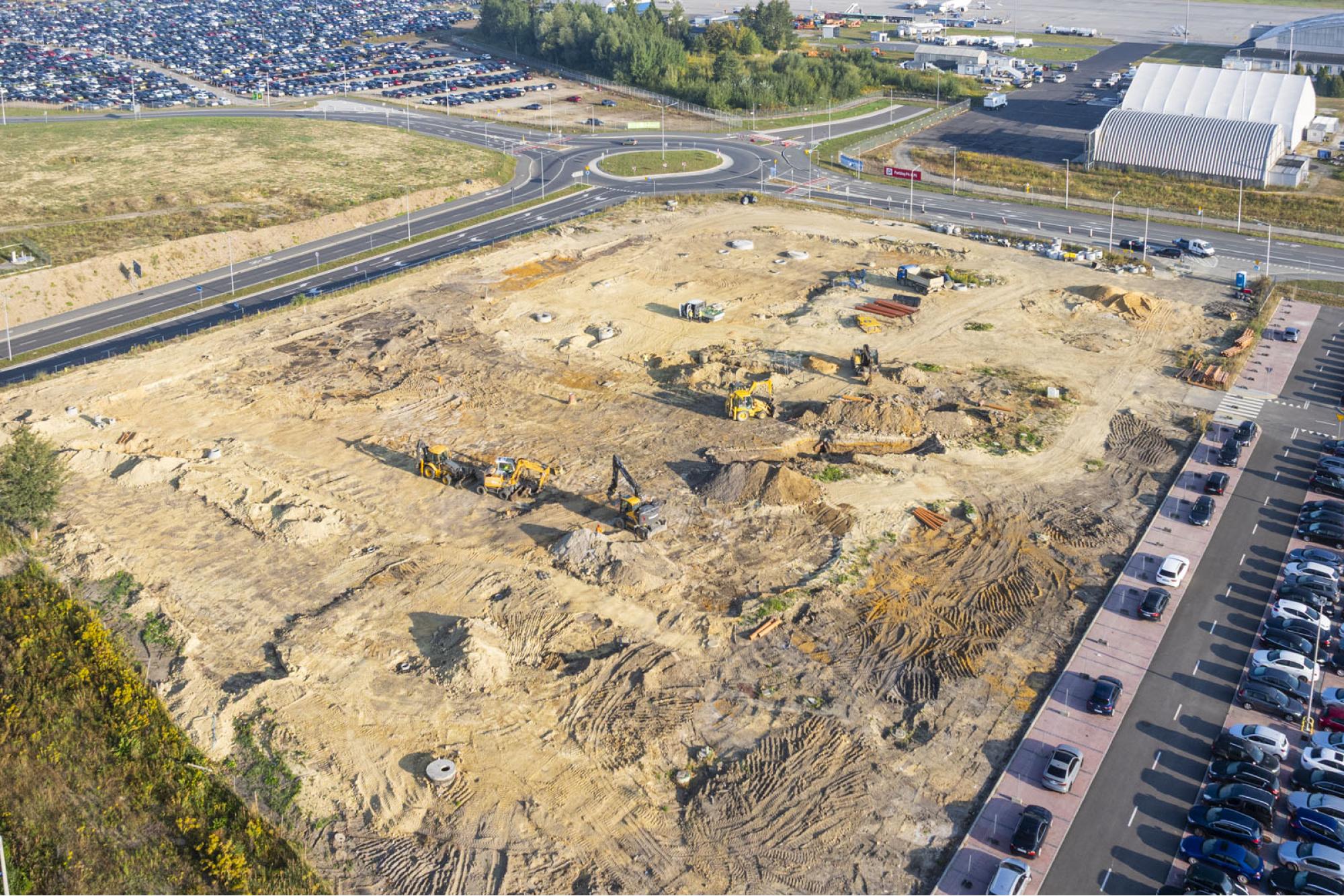 Sierpień 2025 - Parking P4 (Etap II) / Program inwestycyjny Katowice Airport 2024–2032