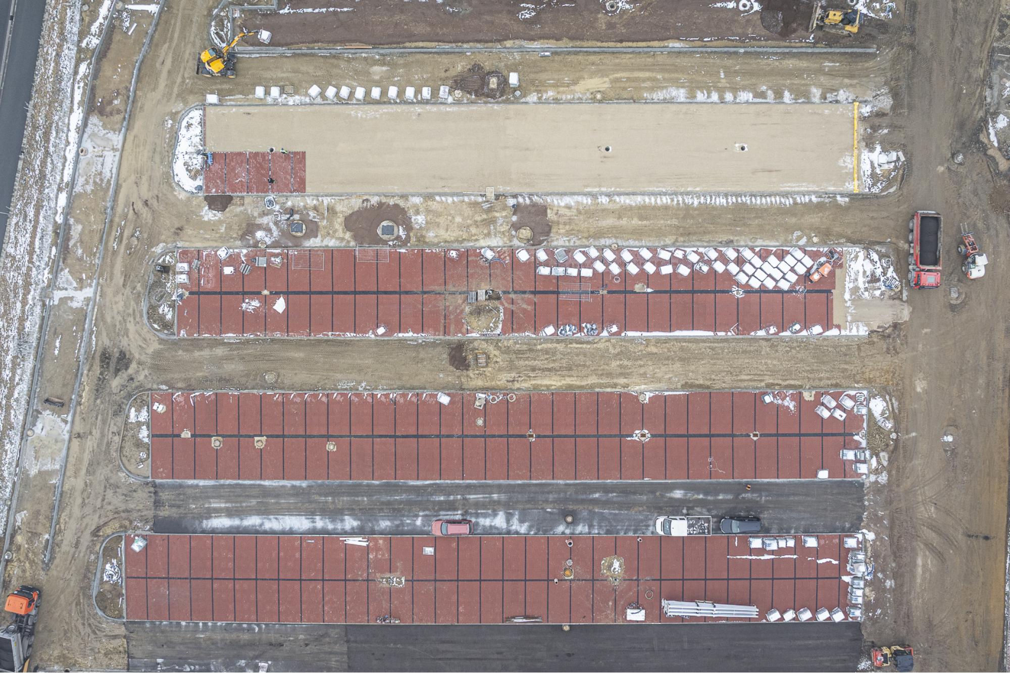 Listopad 2025 - Parking P4 (Etap II) / Program inwestycyjny Katowice Airport 2024–2032