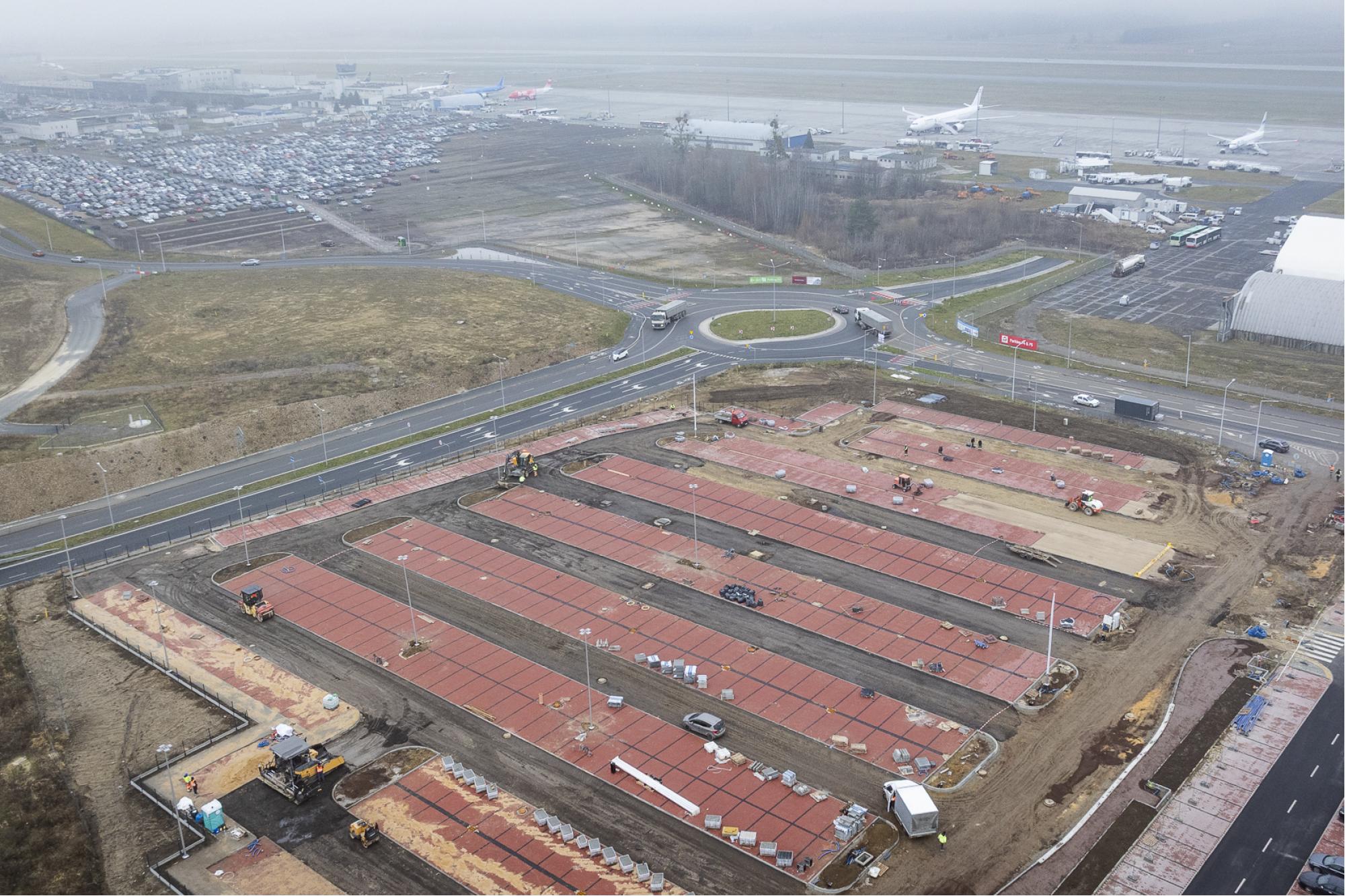 Grudzień 2025 - Parking P4 (Etap II) / Program inwestycyjny Katowice Airport 2024–2032