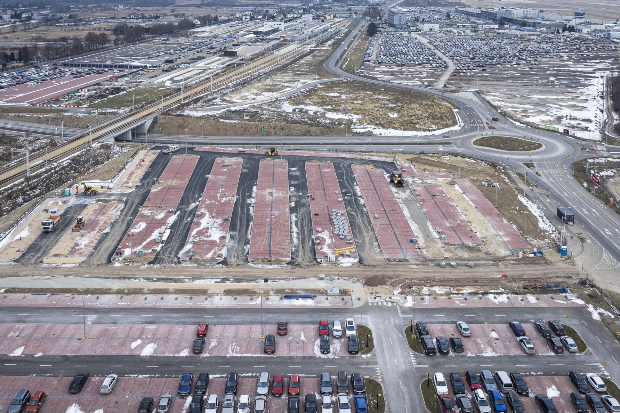 Styczeń 2026 - Parking P4 (Etap II) / Program inwestycyjny Katowice Airport 2024–2032